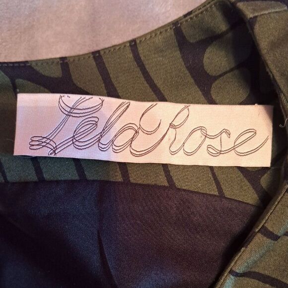 Lela Rose Women's Size 10 Sleeveless V-Neck Sheath Dress Green &Black Silk Blend - Picture 10 of 12